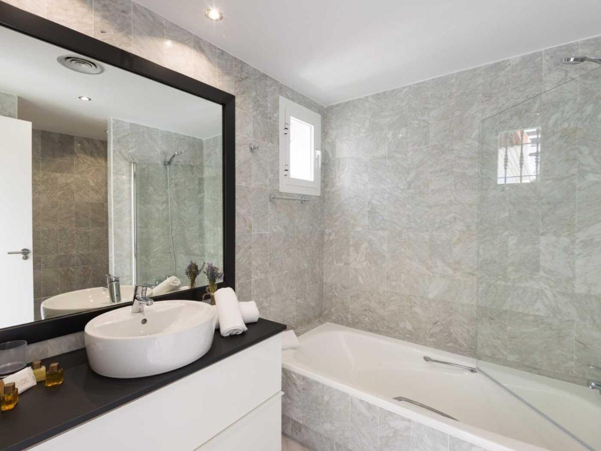 Appartement Vacation I Naranjos, Exquisite Penthouse With Rooftop Terrace Marbella